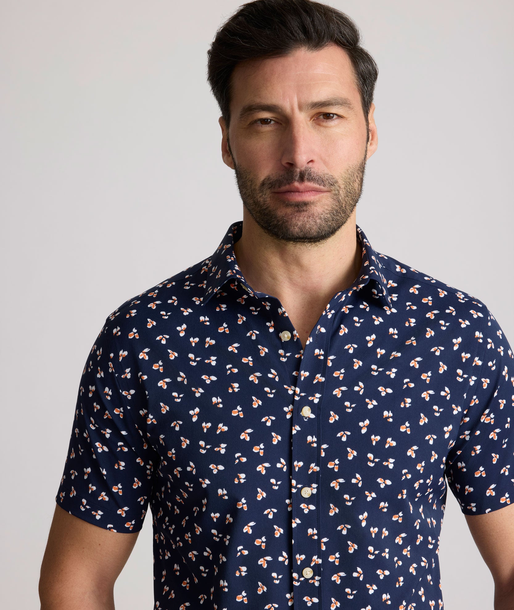 Men's Performance Short-Sleeve Shirt - Wrinkle-Resistant & Moisture-Wicking