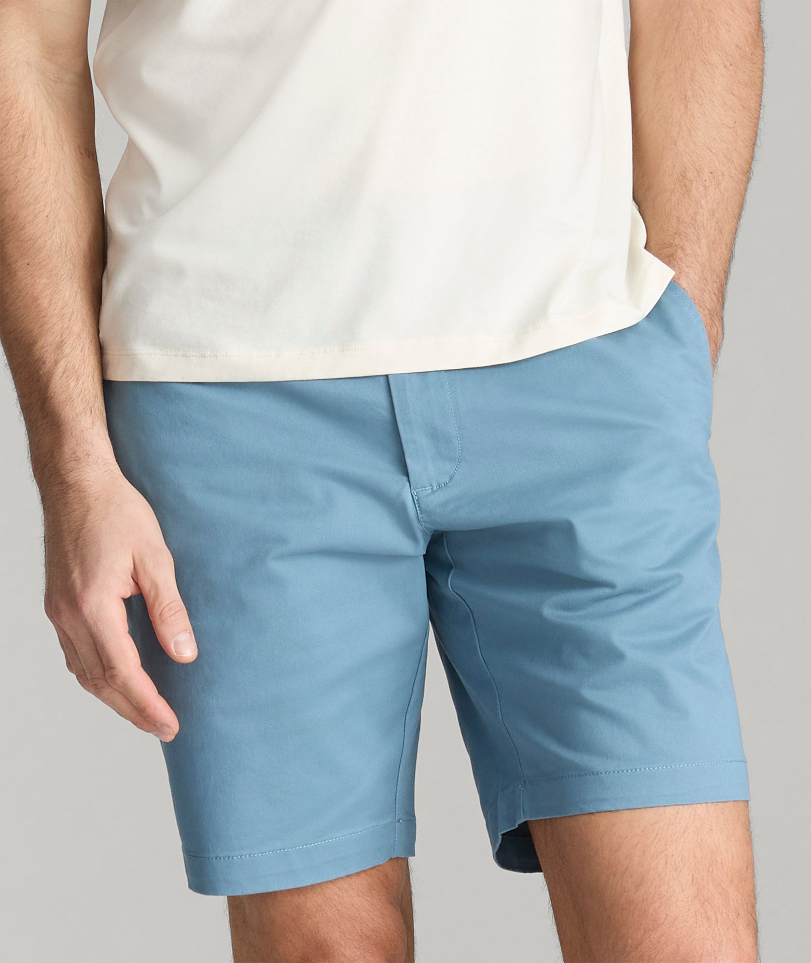 Men's 9" Cotton Chino Shorts with Stretch