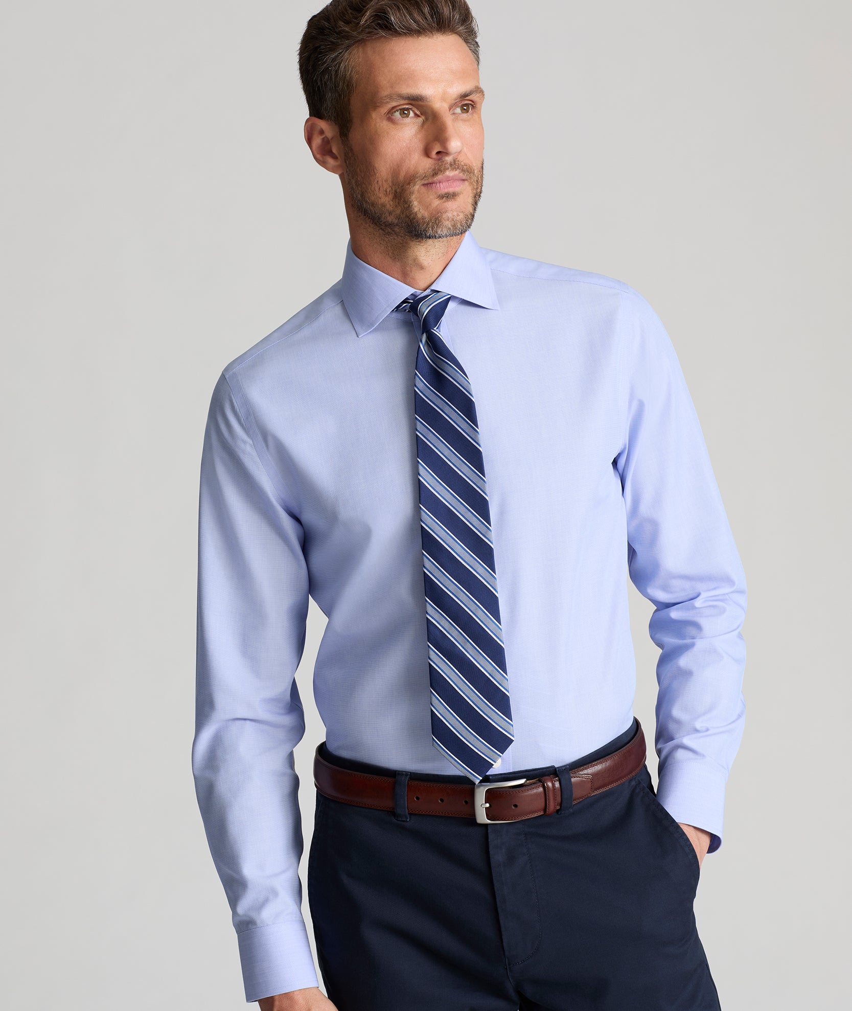 Men's Wrinkle-Free Cotton Dress Shirt for Formal Occasions