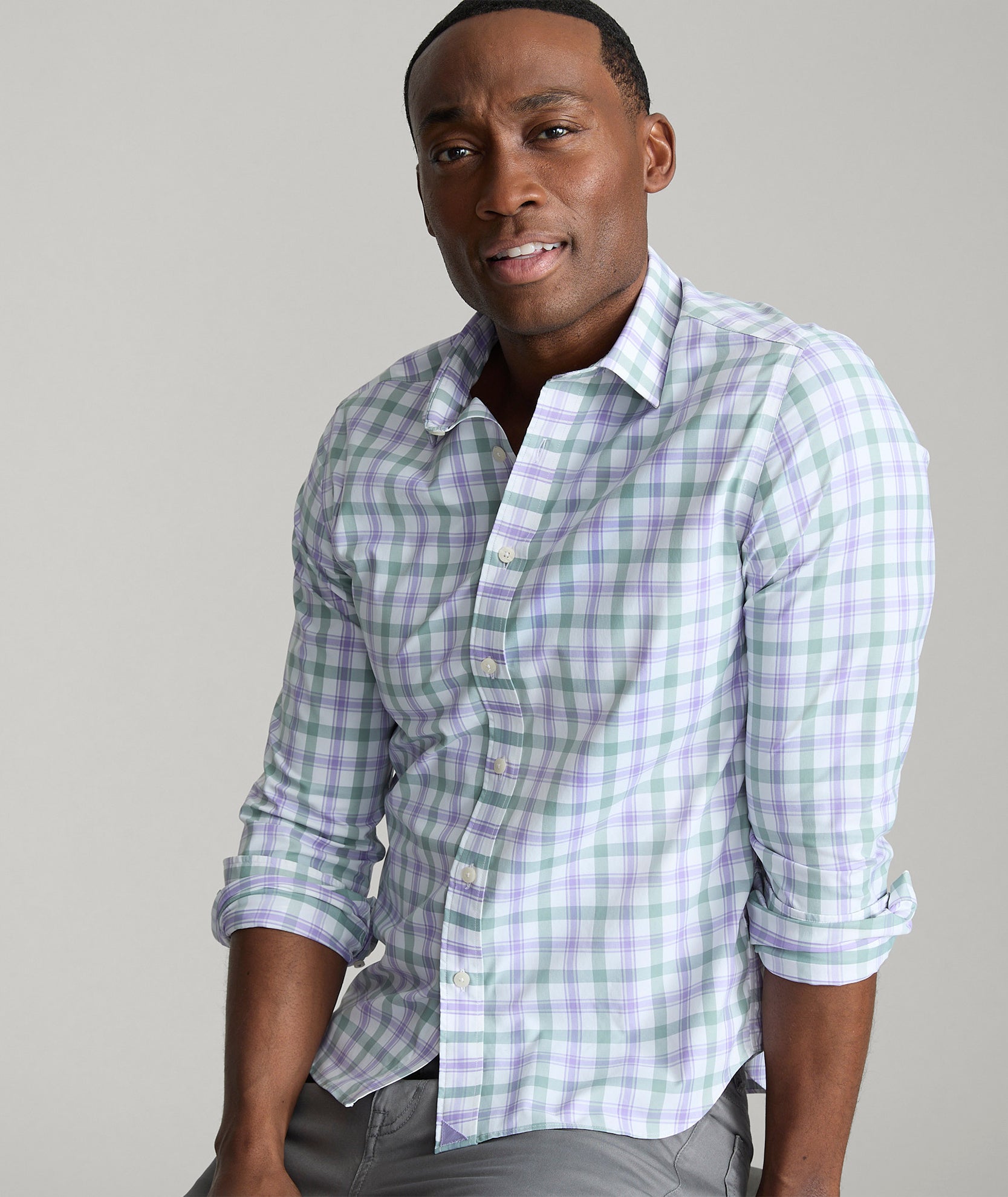 Men's Lightweight Performance Shirt - Wrinkle-Free & Sweat-Wicking