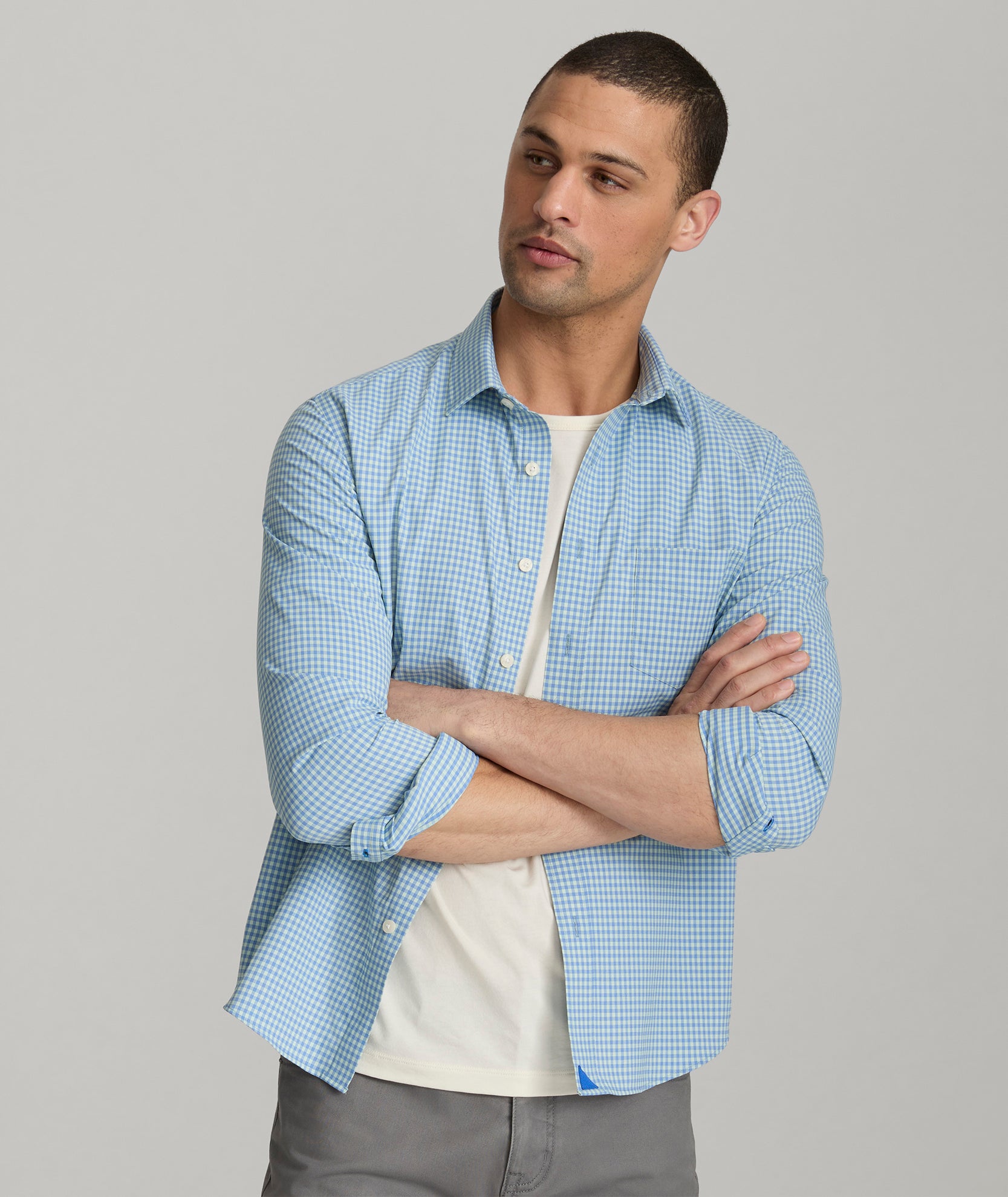 Men's Moisture-Wicking Performance Shirt with Pocket - Stretch Comfort