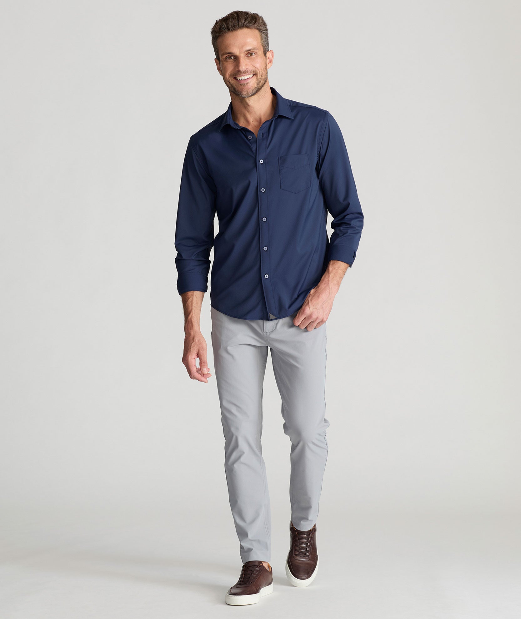 Men's Slim Taper Tech Pants - Moisture-Wicking & Stretch